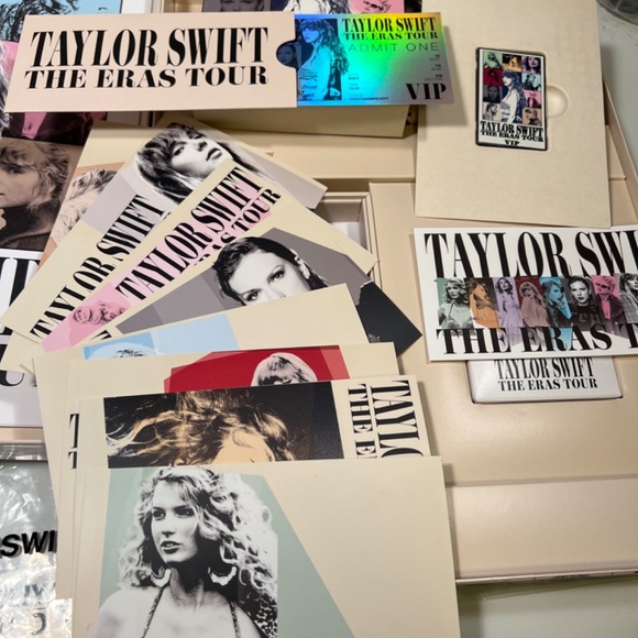 Taylor Swift Eras Tour VIP box and water bottle - Picture 9 of 10